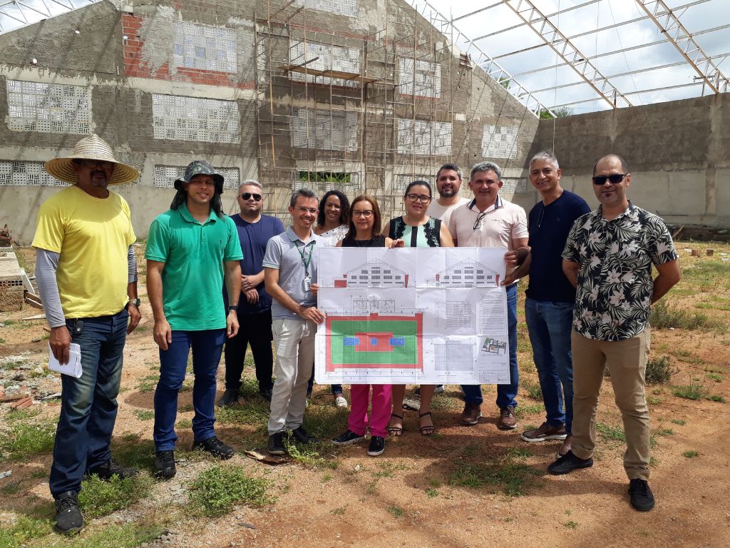 Equipe visita Ginásio Catolé do Rocha.jpg