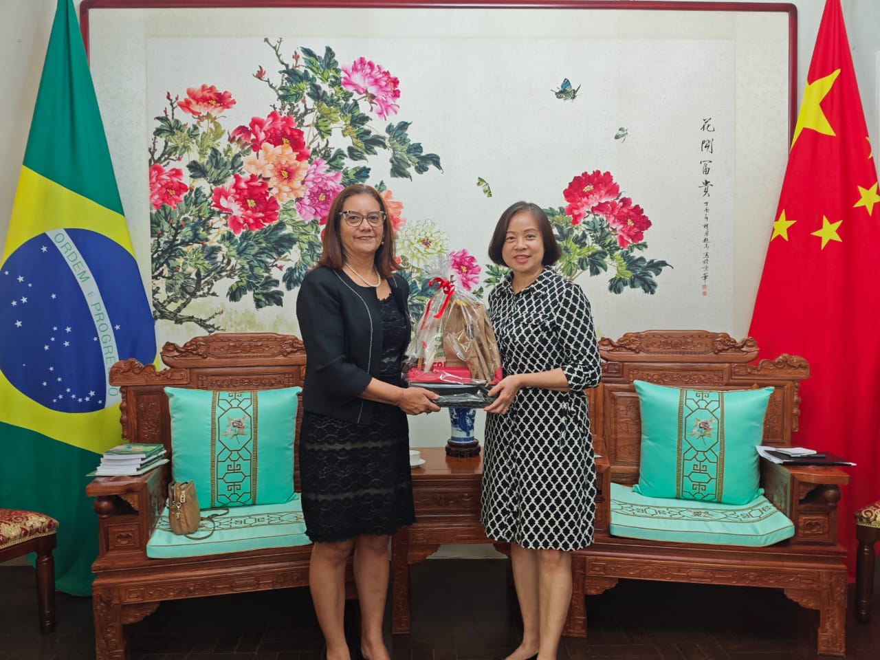 Visita do IFPB ao Consulado-Geral da China em Recife 1.jpeg