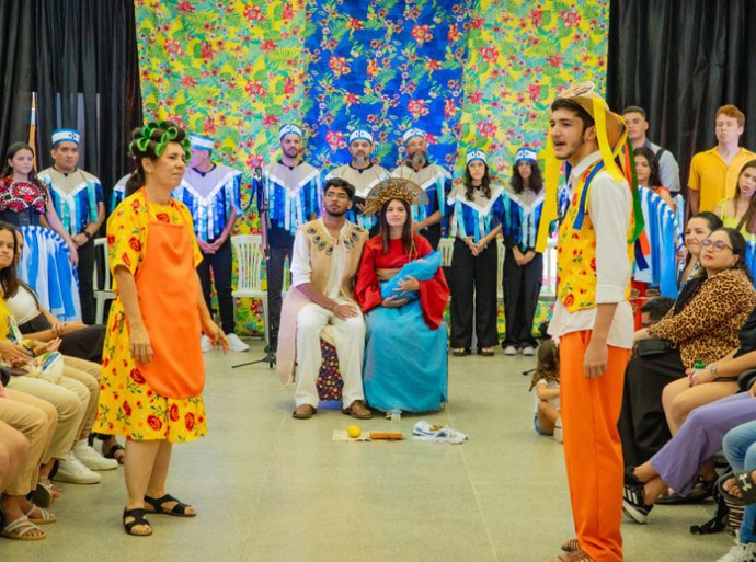 Realizado durante o 7º Enex, evento incluiu expressões diversas, como música, teatro e dança
