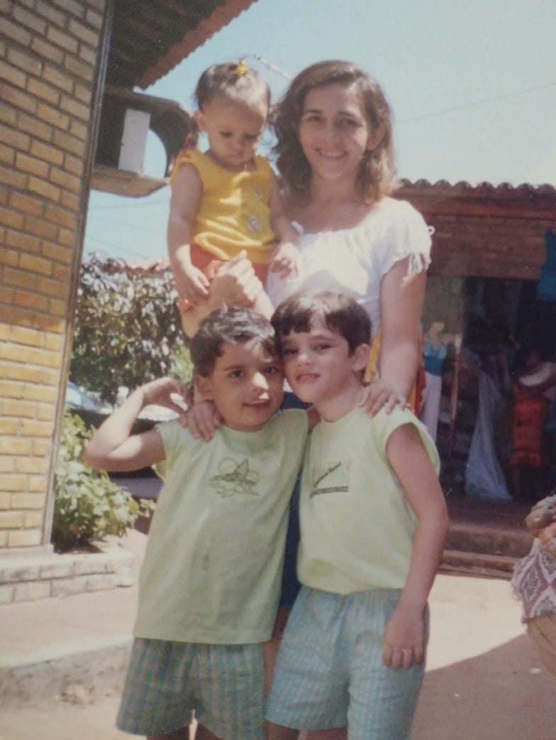 Ligia e seus filhos